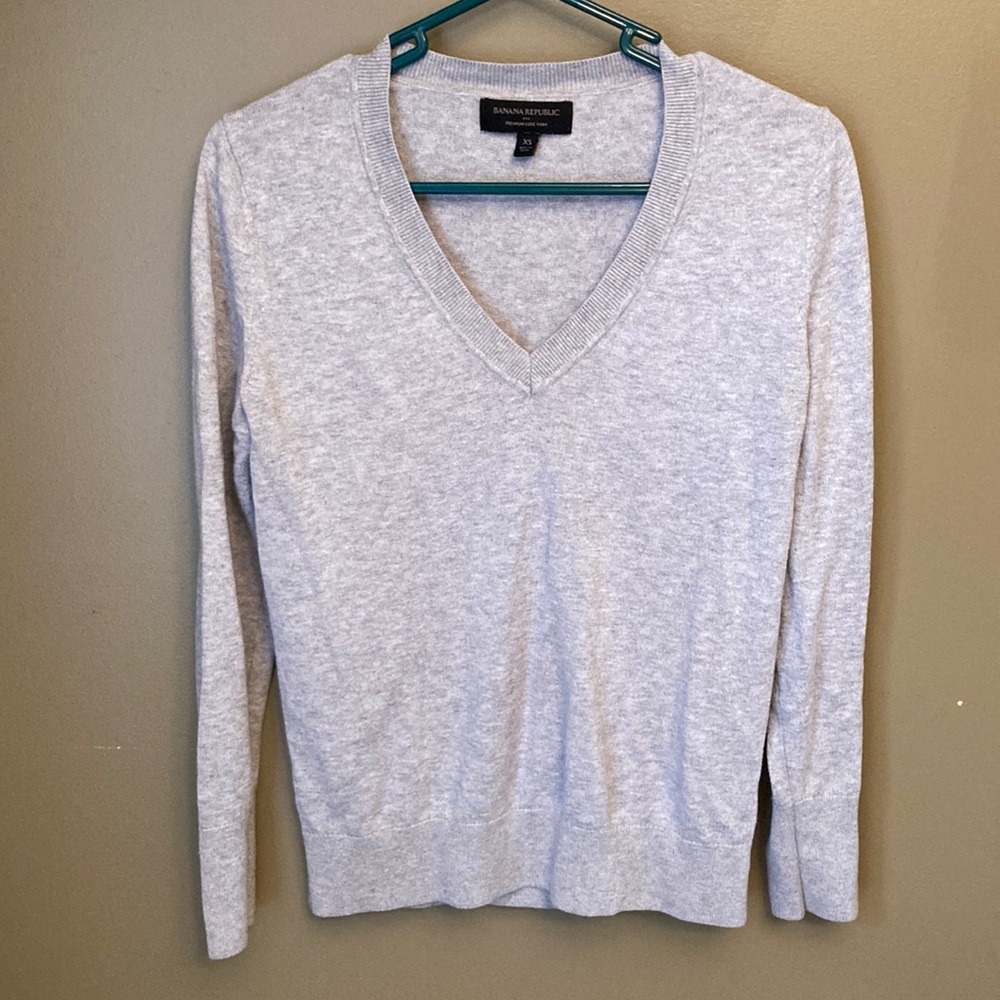 Banana Republic sweater, size XS.